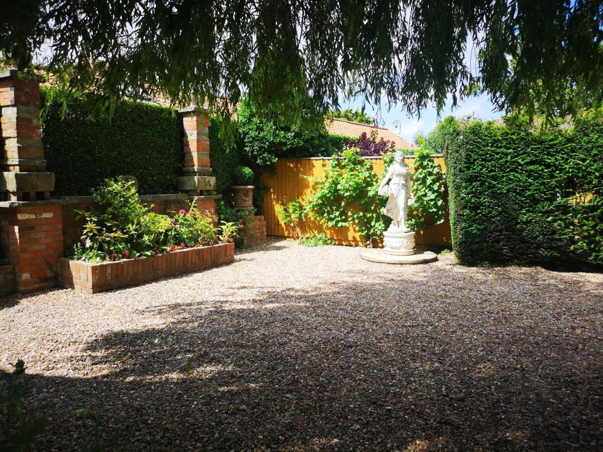 The Saddlery Holiday Cottage - Near Wolds And Coast North Thoresby 외부 사진