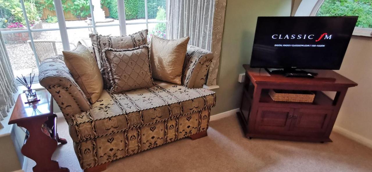 The Saddlery Holiday Cottage - Near Wolds And Coast North Thoresby 외부 사진